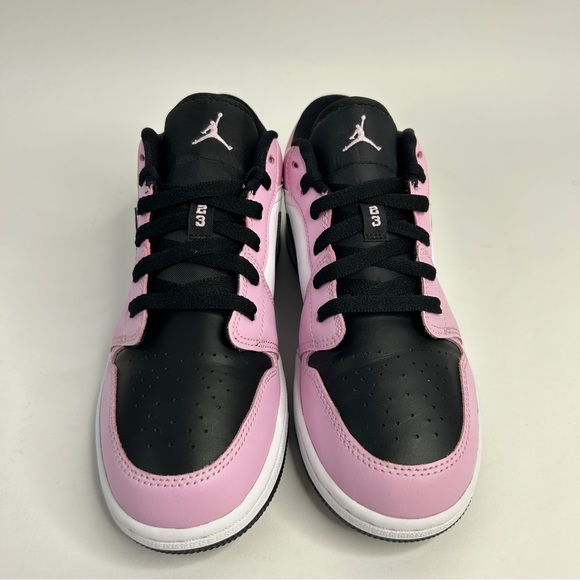 Nike Air Jordan 1 Retro Low GS “Light Artic Pink” 2023 - Picture 2 of 9